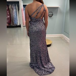 Sherri Hill Size 8 - selling for $400! One of my favorite dresses!